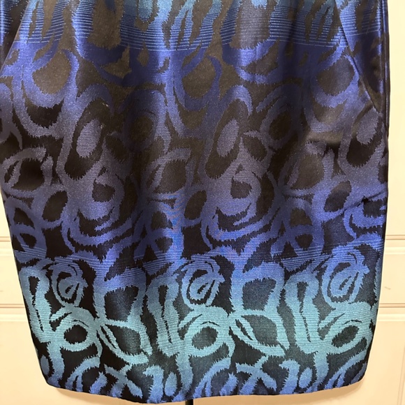 Michael Kors Summer Dress 2 - Picture 4 of 8